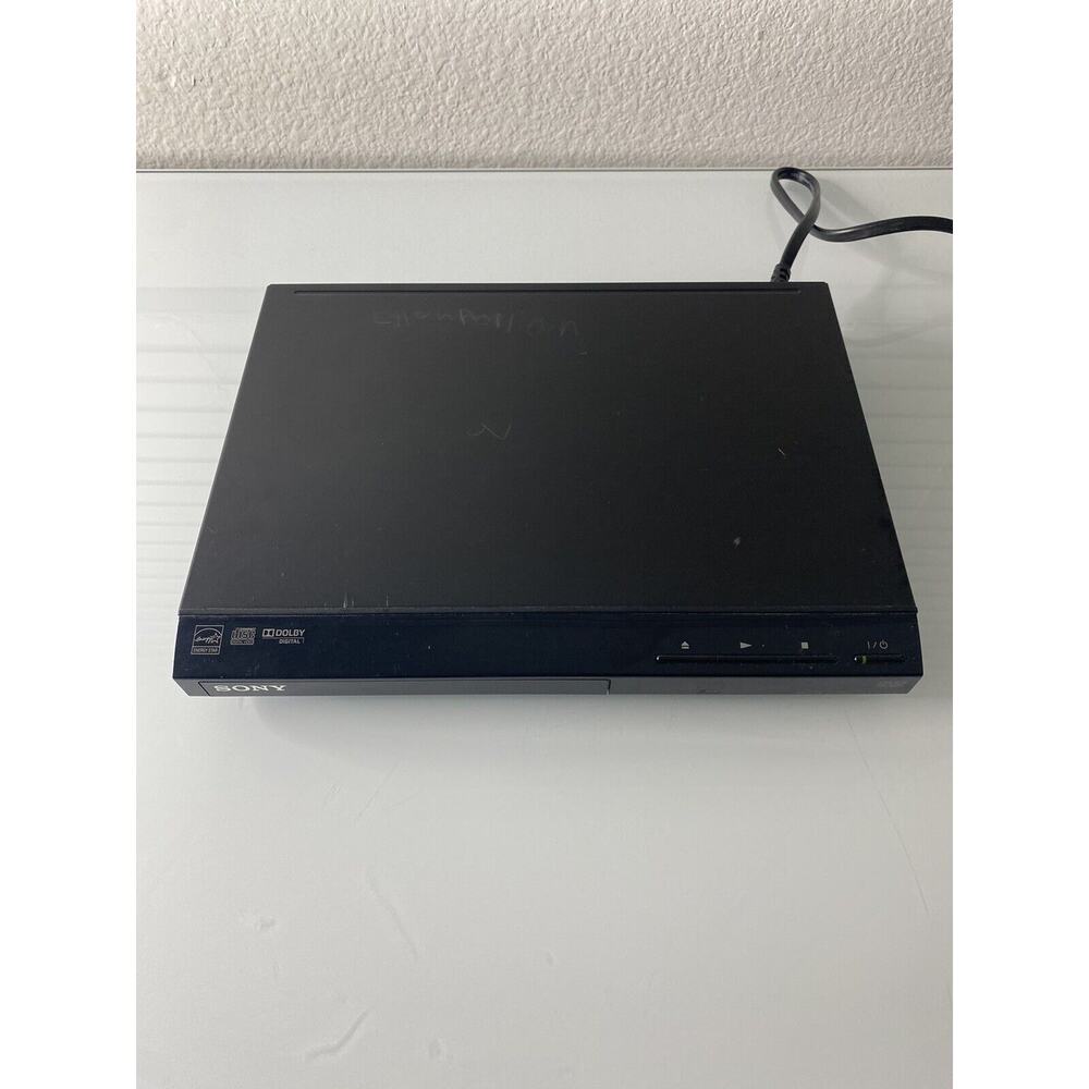 Sony DVP-SR210P DVD Player.Tested. No Remote